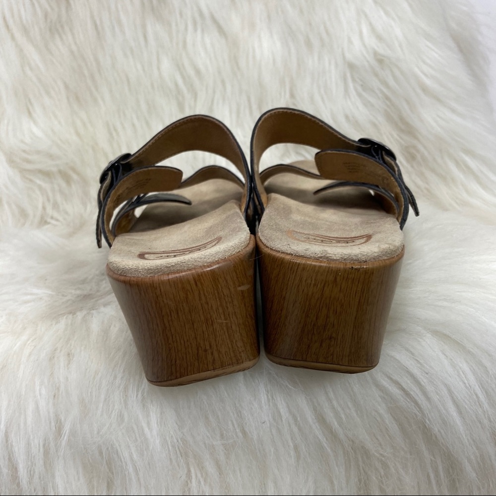 Dansko black leather sandals. 41/10.5/11 - Picture 3 of 5